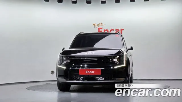 Kia EV9 — Фото автомобиля 3