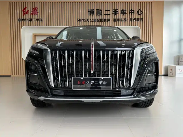 Hongqi HS3 PHEV — Фото автомобиля 4