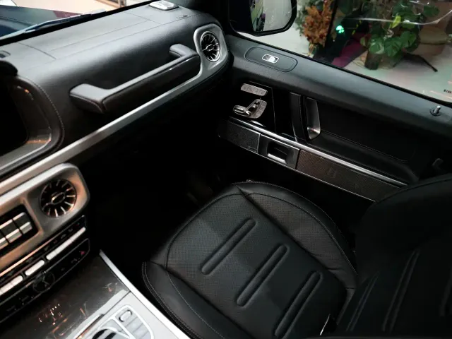 Mercedes-Benz G-Class — Фото автомобиля 17