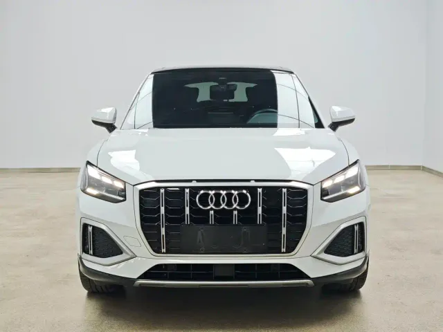 Audi Q2L — Фото автомобиля 2