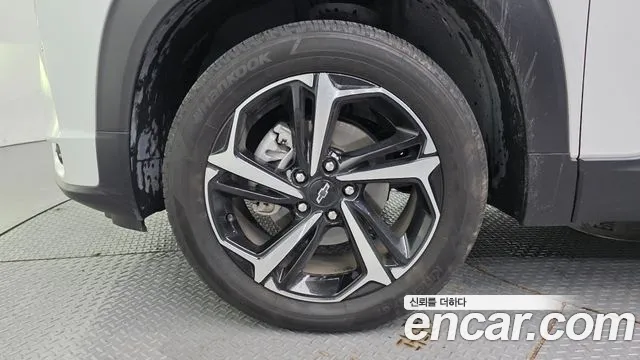ChevroletGMDaewoo Trailblazer Trailblazer 1.3 турбо 4WD — Фото автомобиля 5