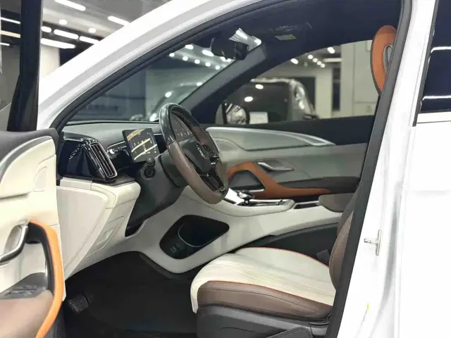 BYD Song Pro — Фото автомобиля 8