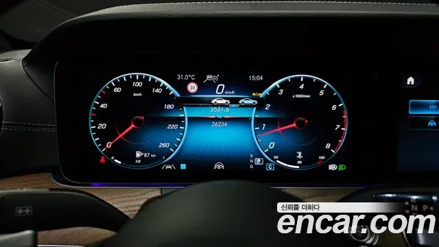 Mercedes-Benz E-Class — Фото автомобиля 8