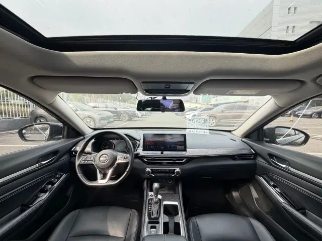 Nissan Teana — Фото автомобиля 6