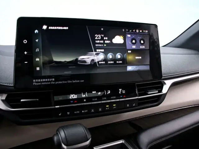 Toyota Sienna — Фото автомобиля 8