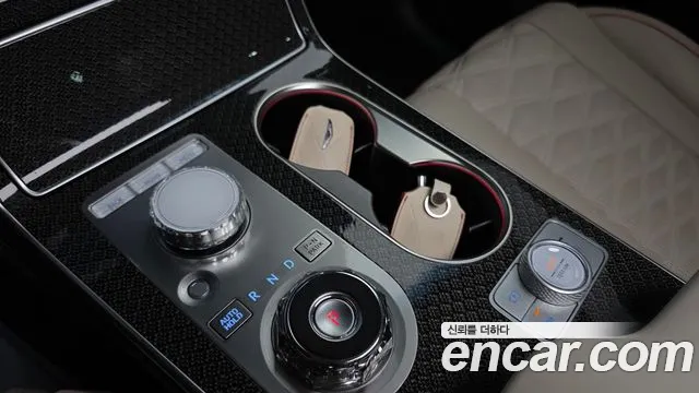 Genesis GV80 Coupe — Фото автомобиля 12