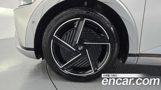Hyundai Ioniq 5 Ioniq 5 (New) — Фото автомобиля 5