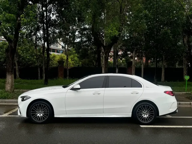 Mercedes-Benz C-Class — Фото автомобиля 4