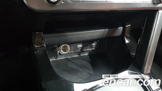 Kia Seltos Бензин 1.6 турбо 2WD — Фото автомобиля 30