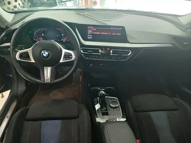 BMW 2 Series — Фото автомобиля 9