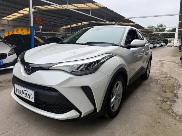 Фотография автомобиля — Toyota C-HR