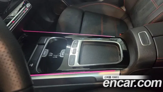 Mercedes-Benz GLB-Class — Фото автомобиля 17