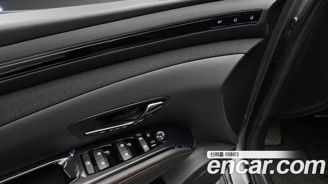 Hyundai Tucson Tucson (NX4) Дизель 2.0 4WD — Фото автомобиля 16