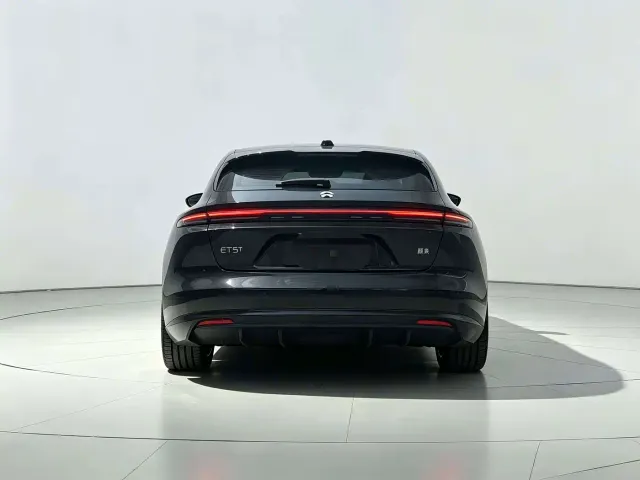 Nio ET5 Touring — Фото автомобиля 9