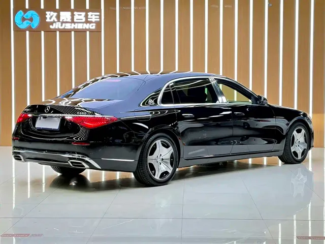 Mercedes-Benz Maybach S-Class — Фото автомобиля 23