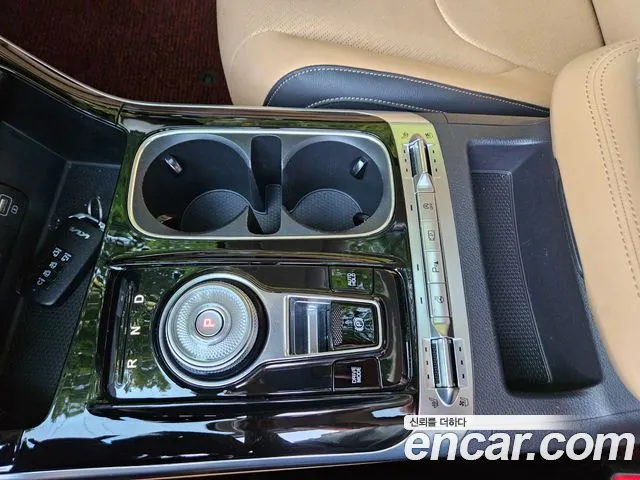 Kia Carnival 4th Gen — Фото автомобиля 15