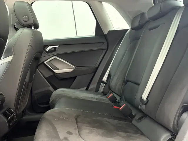 Audi Q3 — Фото автомобиля 15