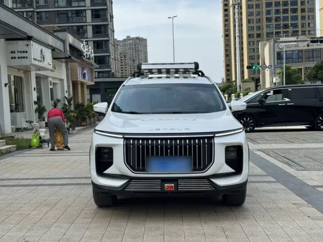 Jetour X90 Pro — Фото автомобиля 7