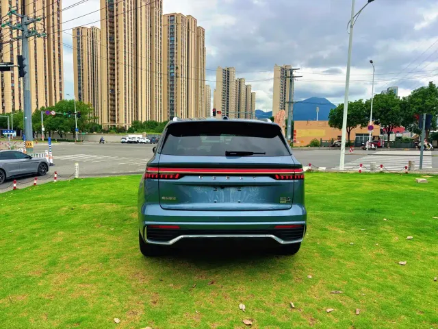 Geely Xingyue L — Фото автомобиля 5