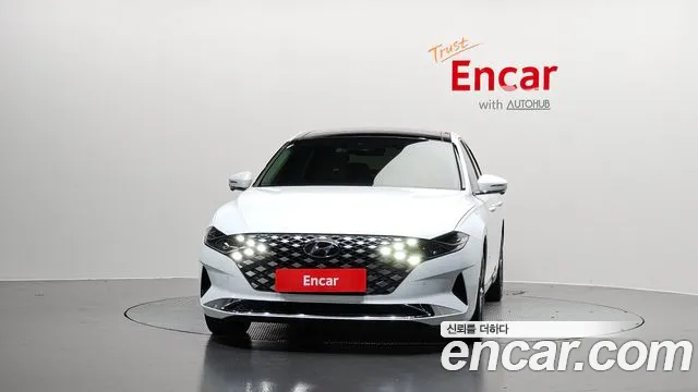 Hyundai Grandeur Grandeur (New) — Фото автомобиля 3