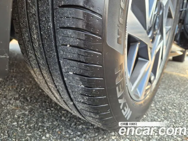Hyundai Grandeur GN7 — Фото автомобиля 9