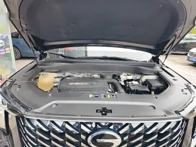 GAC Trumpchi GS8 — Фото автомобиля 19