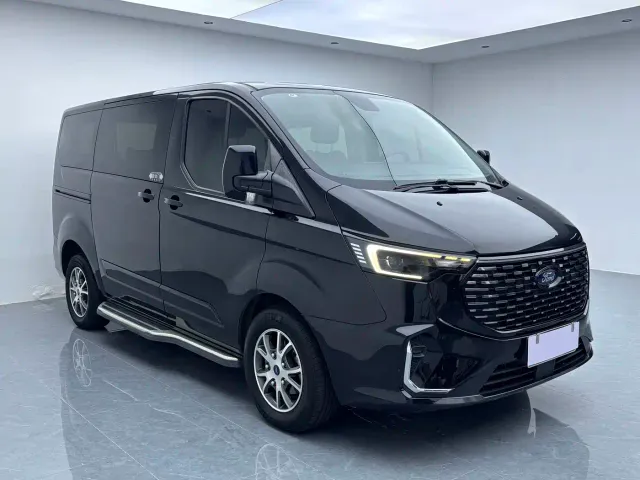 Ford Tourneo — Фото автомобиля 3