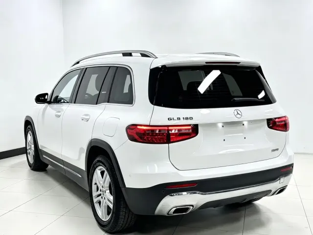 Mercedes-Benz GLB-Class — Фото автомобиля 6