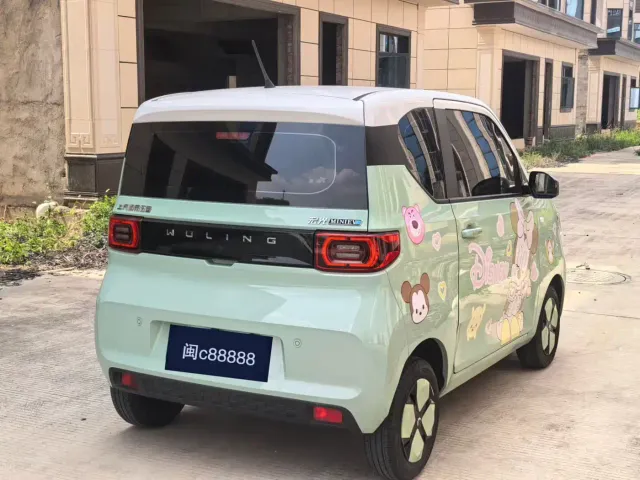 Wuling Hongguang Mini EV — Фото автомобиля 5