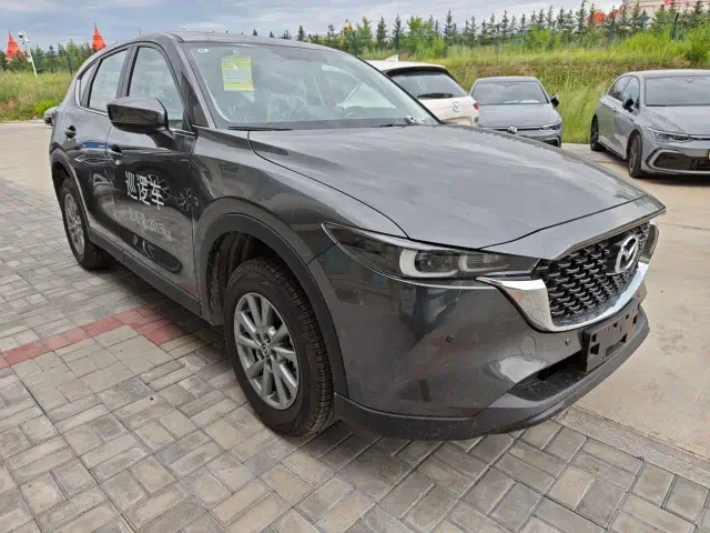 Фотография автомобиля — Mazda CX-5