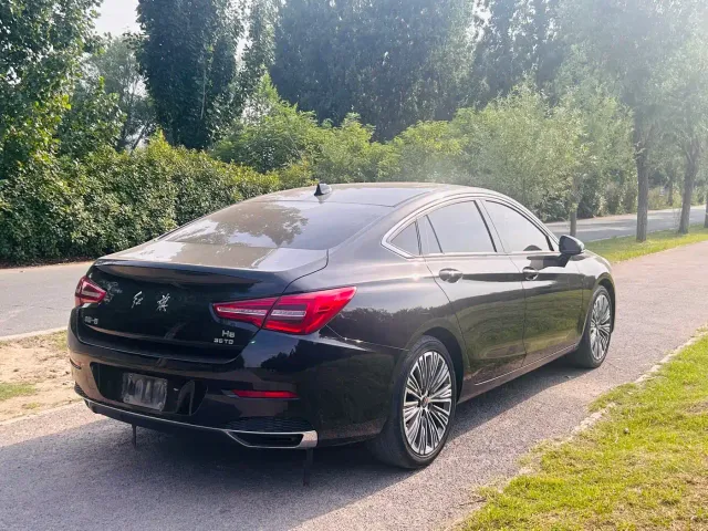 Hongqi H5 — Фото автомобиля 11