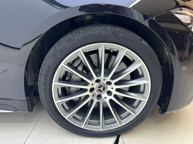 Mercedes-Benz S-Class — Фото автомобиля 24