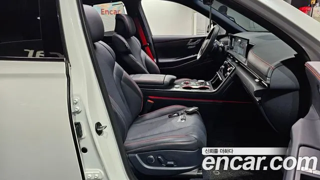 Genesis GV80 — Фото автомобиля 10