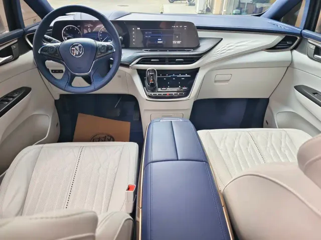 Buick Buick GL8 2023 Avenir 4-Seater Luxury Edition — Фото автомобиля 15