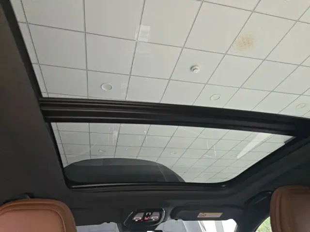 Volvo S90 — Фото автомобиля 17