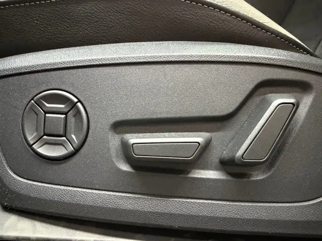 Audi Q3 — Фото автомобиля 20