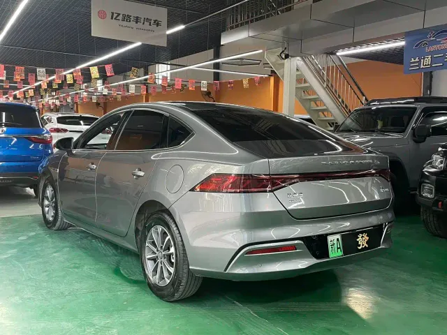 BYD Qin PLUS — Фото автомобиля 6