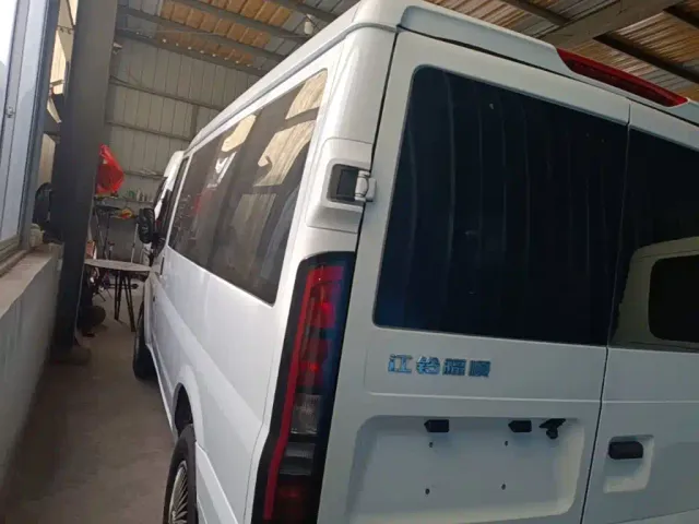 JMC Fushun — Фото автомобиля 4