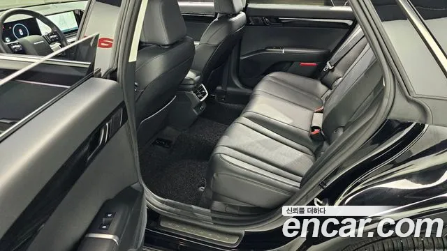 Hyundai Grandeur Grandeur (GN7) 2.5 Бензин 2WD — Фото автомобиля 12