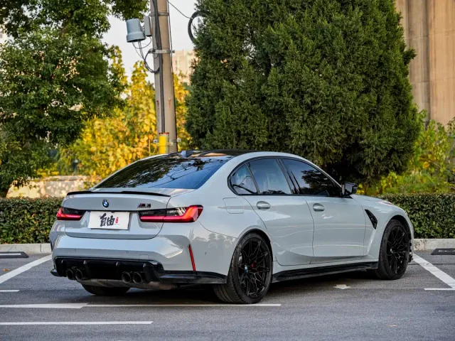 BMW M3 — Фото автомобиля 6