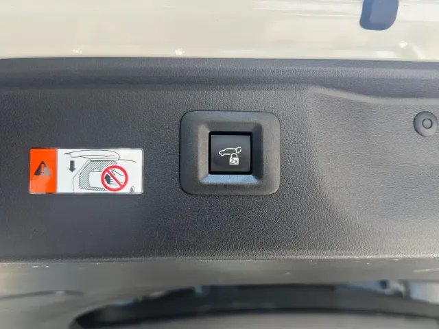 Toyota Vellfire — Фото автомобиля 13