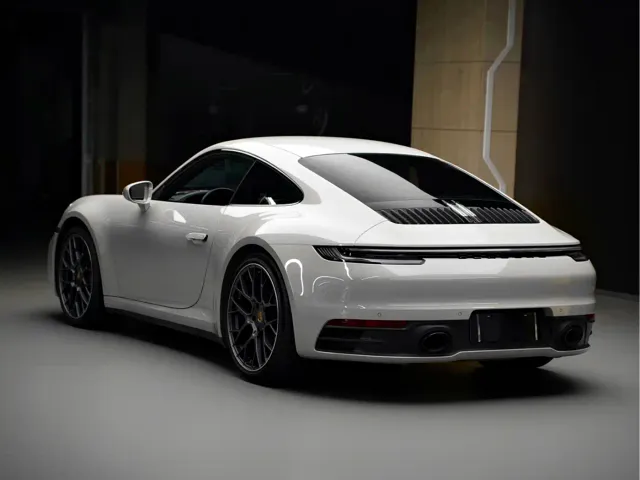 Porsche 911 — Фото автомобиля 6