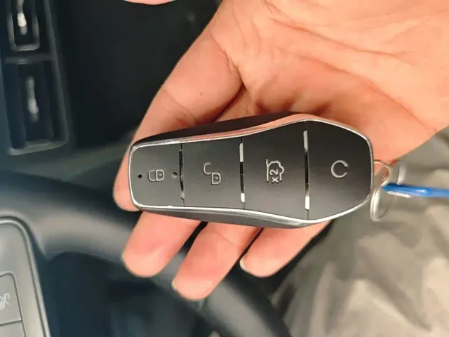 BYD Song L DM-i — Фото автомобиля 8