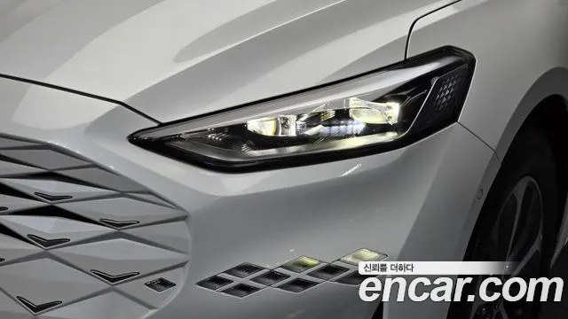 Kia K8 Hybrid — Фото автомобиля 7
