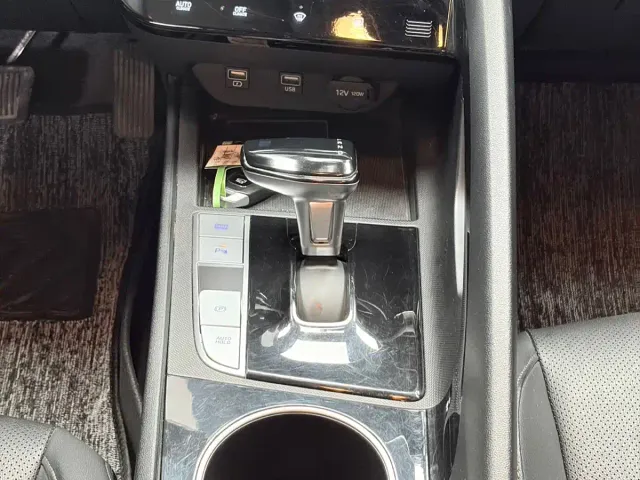 Hyundai Elantra — Фото автомобиля 21