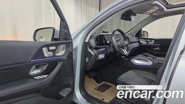 Mercedes-Benz GLE-Class — Фото автомобиля 10
