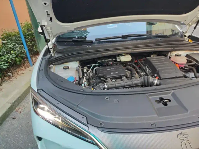 BYD Song L DM-i — Фото автомобиля 21