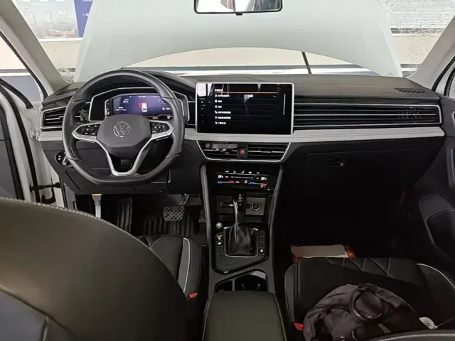 Volkswagen Tiguan L — Фото автомобиля 9