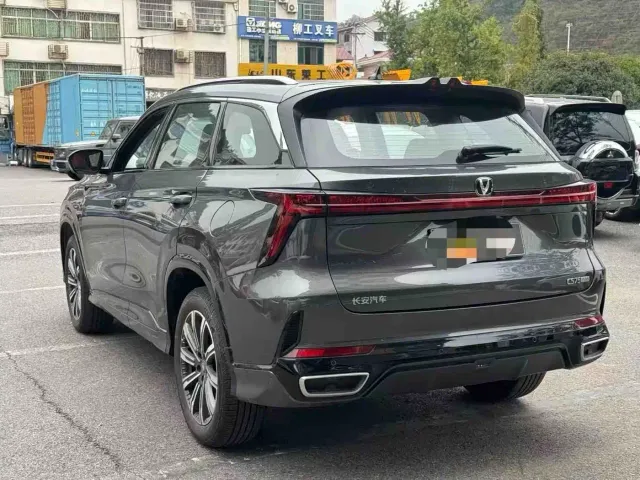 Changan CS75 Plus — Фото автомобиля 2