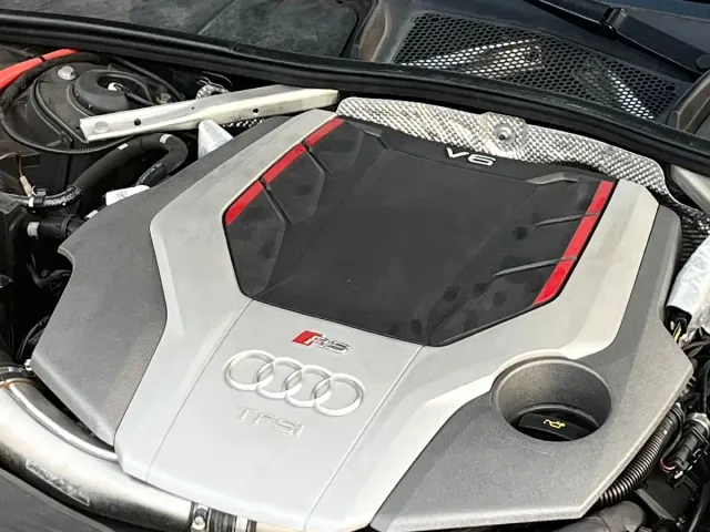 Audi RS 4 — Фото автомобиля 15